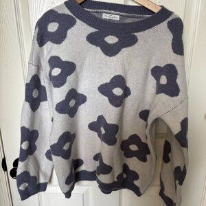 NWOT Cute Retro Sweater from London Boutique